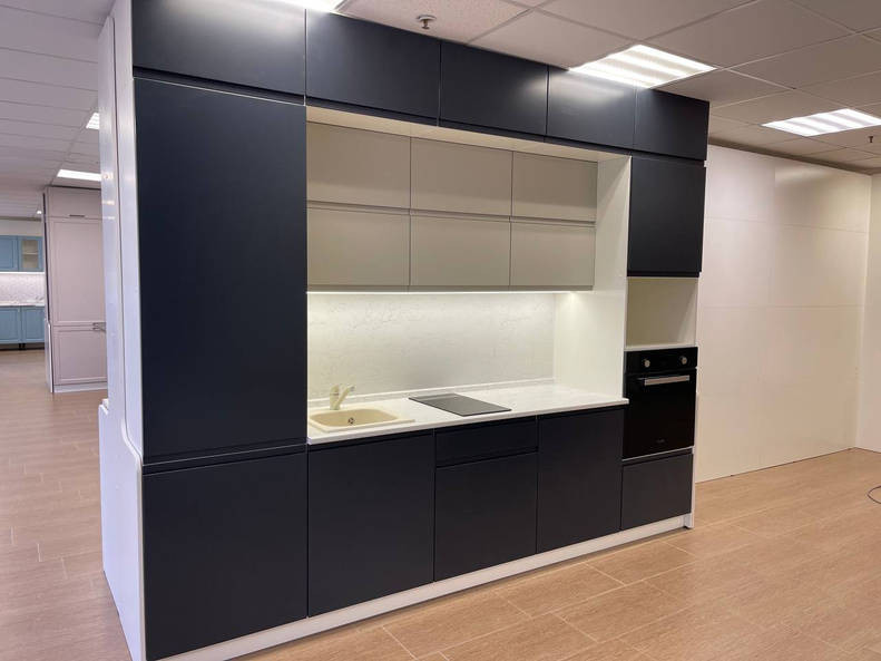 Кухня Маори — длина 2,4 м