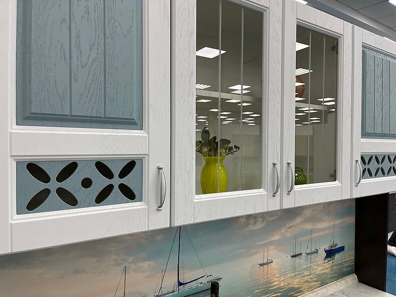 Кухня Камелия — длина 2,6 м ширина 1 м