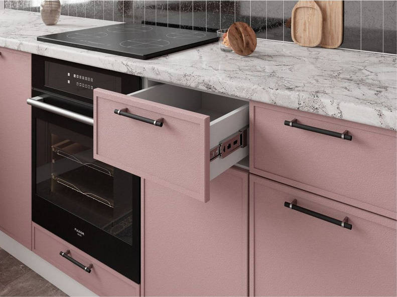 Кухня Марта — длина 4,4 м ширина 2 м