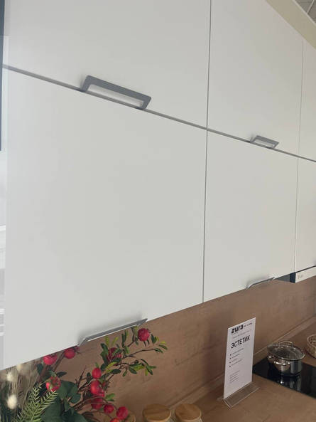 Кухня Эстетик — длина 2,4 м ширина 2,4 м