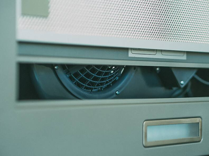 Вытяжка HUBBLE 2M 600 INOX Вытяжка HUBBLE 2M 600 INOX